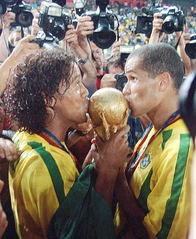 2002巴西vs德国（巴西vs英格兰2002）