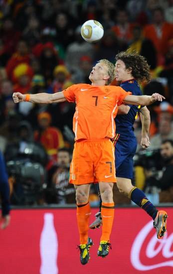 西班牙vs荷兰（西班牙vs荷兰2010集锦）