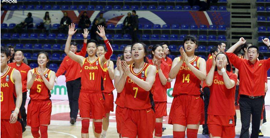 中国女篮vs男篮（中国女篮vs男篮回放）